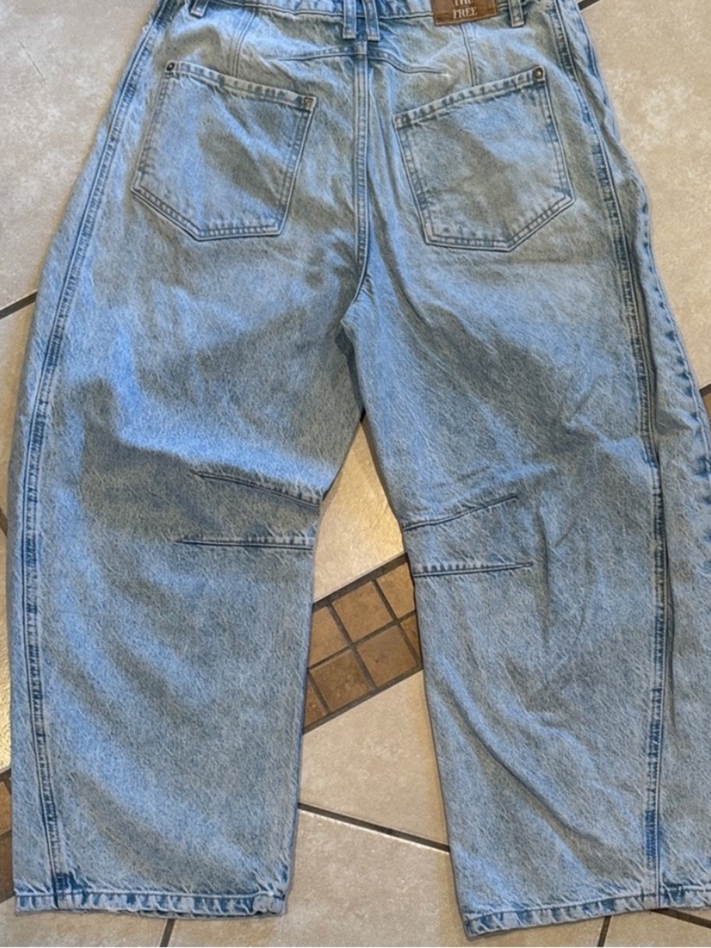 Free People Good luck barrel jeans - Picture 2 of 5